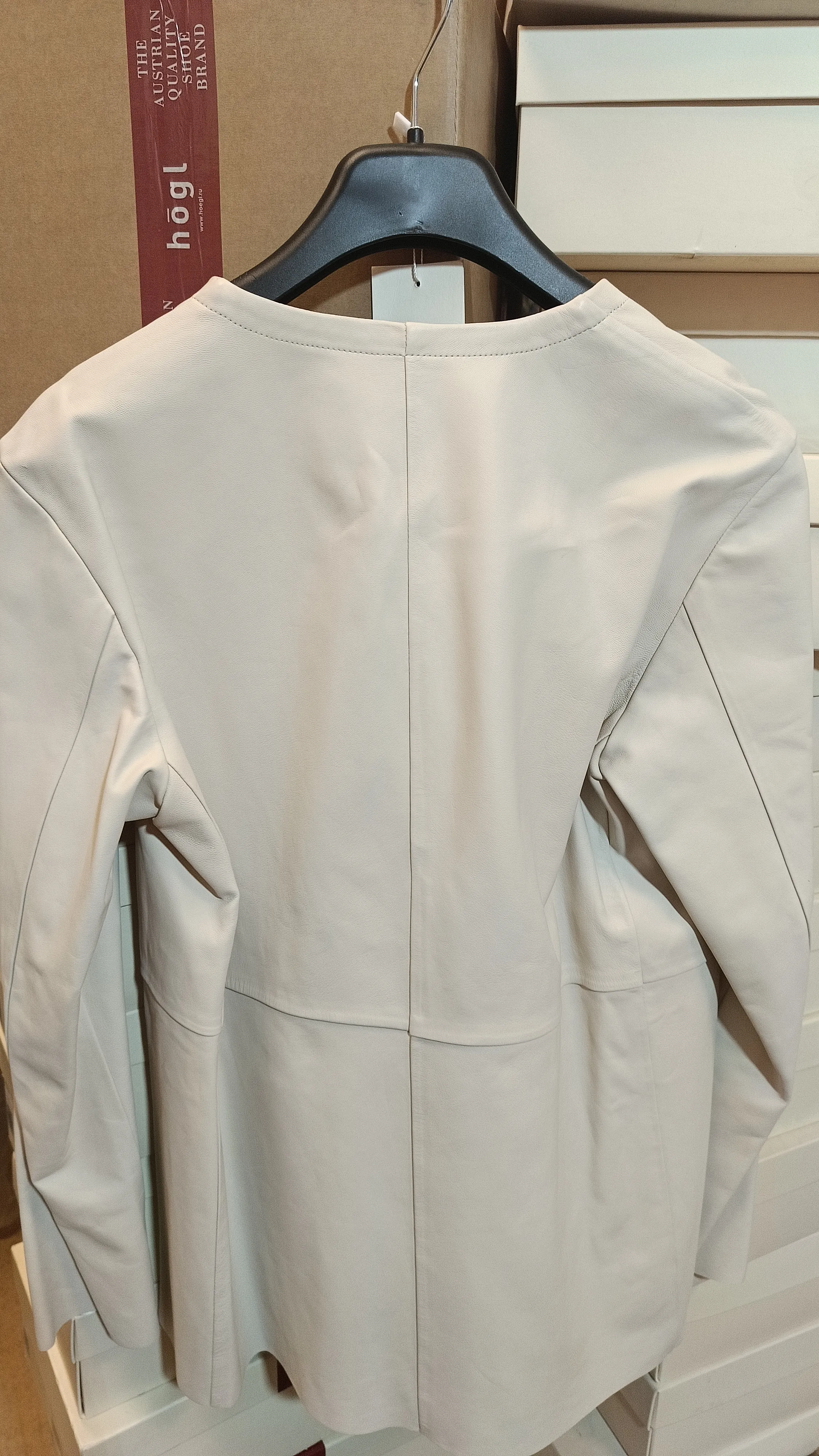 Куртки CHARLENE артикул 31910051600_N