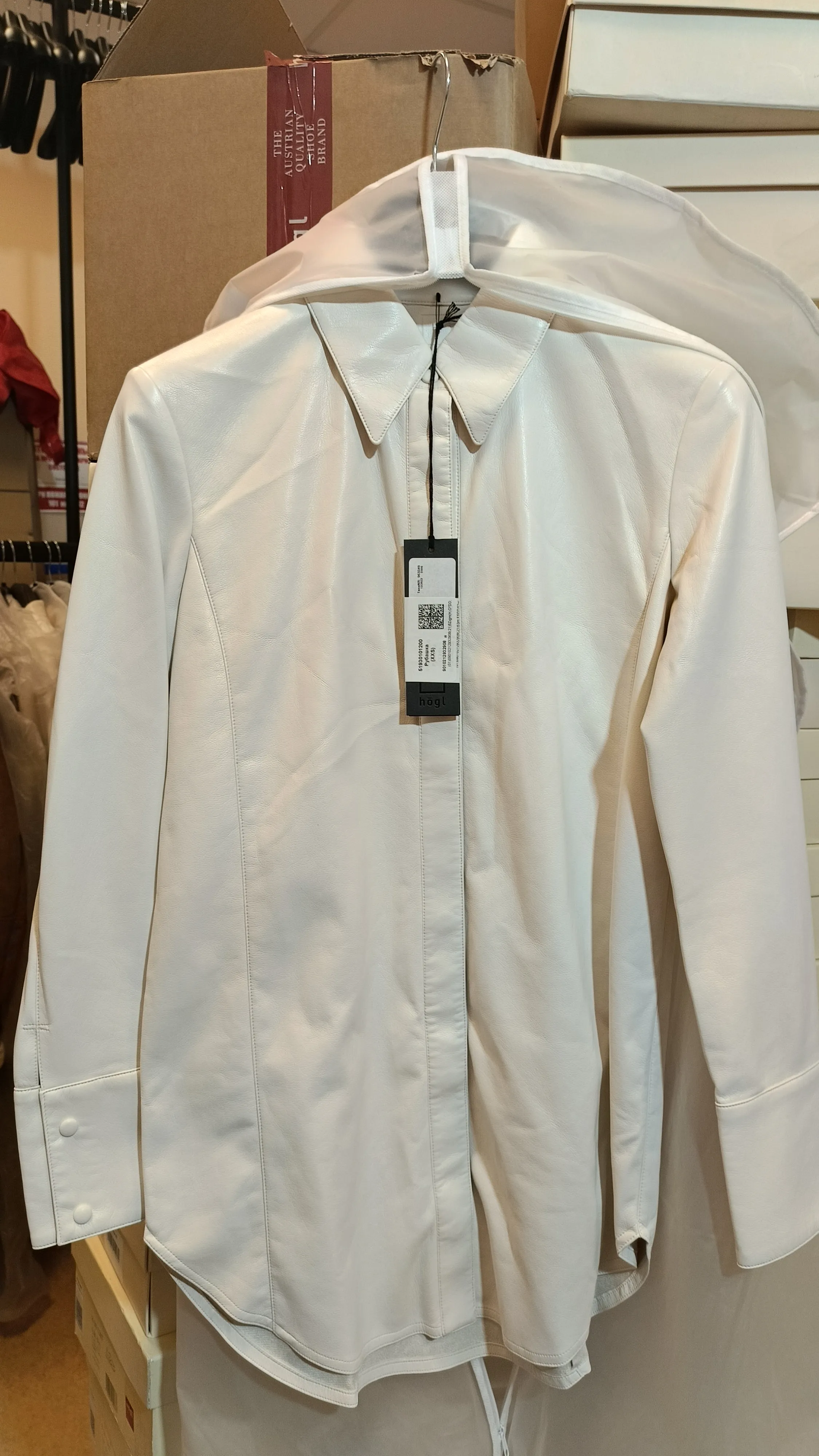 Рубашки BRITT артикул 51930101200_N