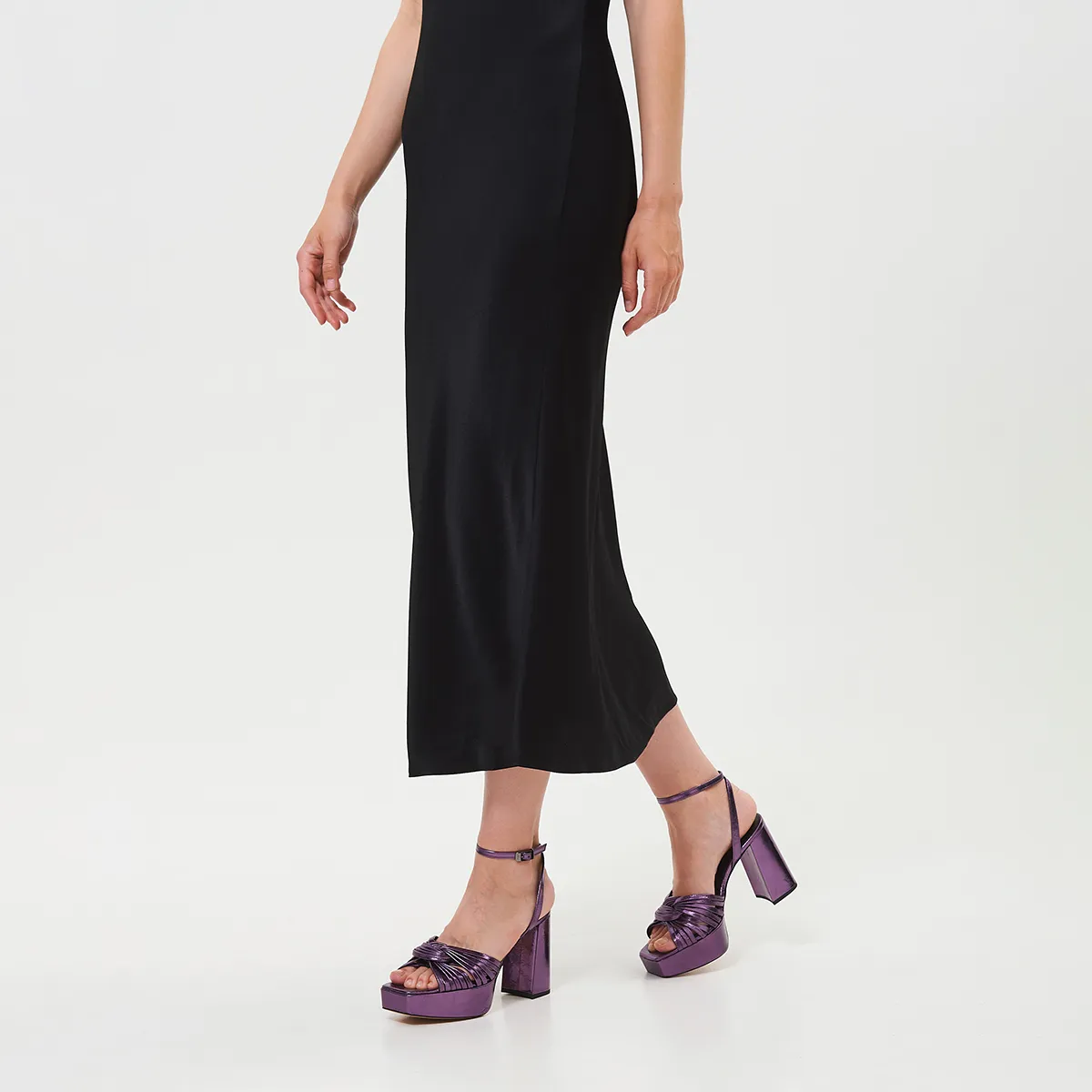 Босоножки YVETTE артикул 71059218000_N