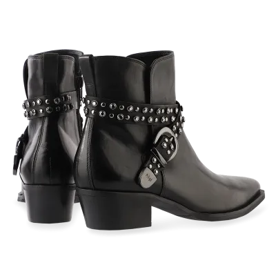 Казаки TYLA артикул 81028230100