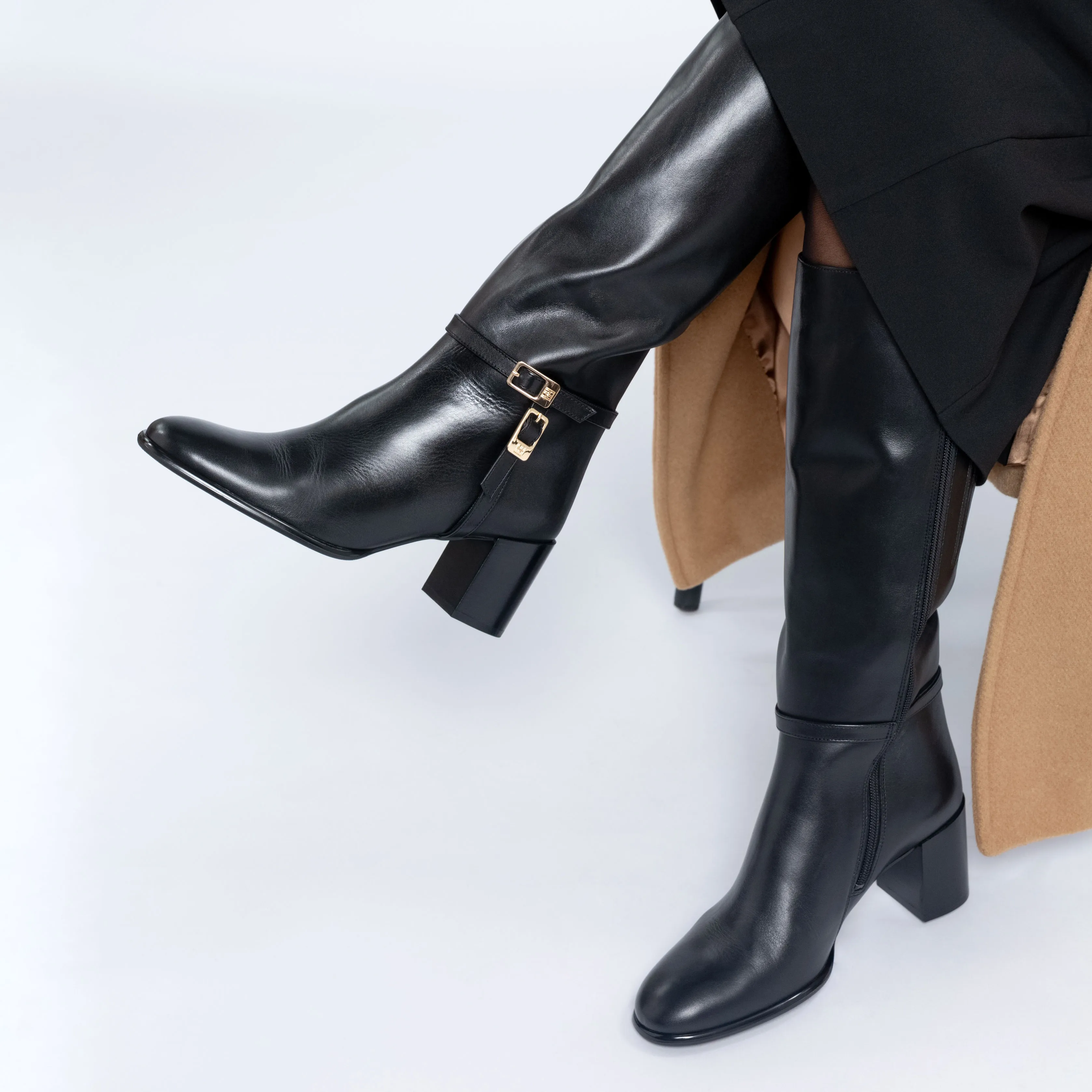 Сапоги BELLE артикул 01066370100