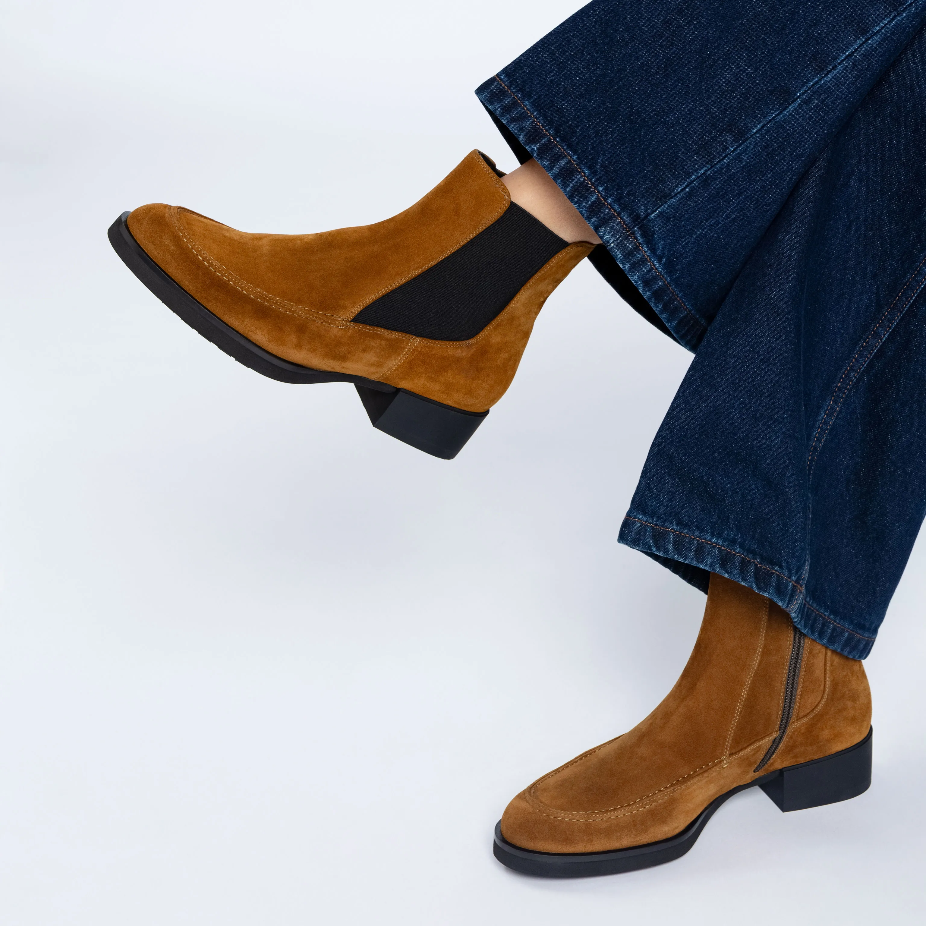 Полуботинки DAN артикул 01029128900