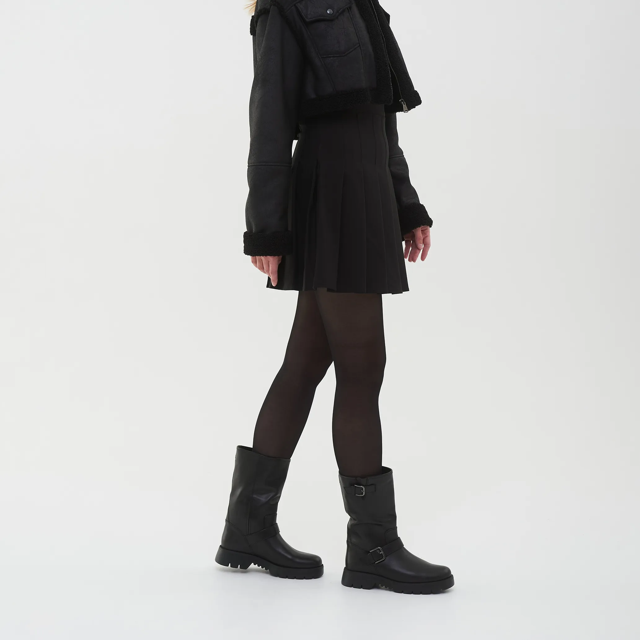 Сапоги LEWIS артикул 81025370100